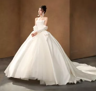 Luxury Bridal Collection: Exquisite Wedding Dresses for Your Dream Wedding 