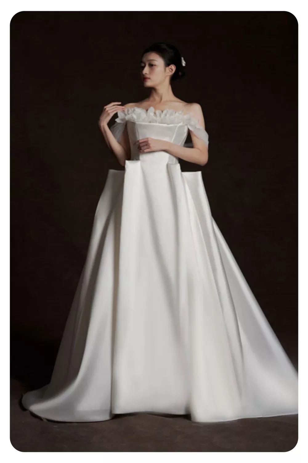 Un vestido de novia de línea