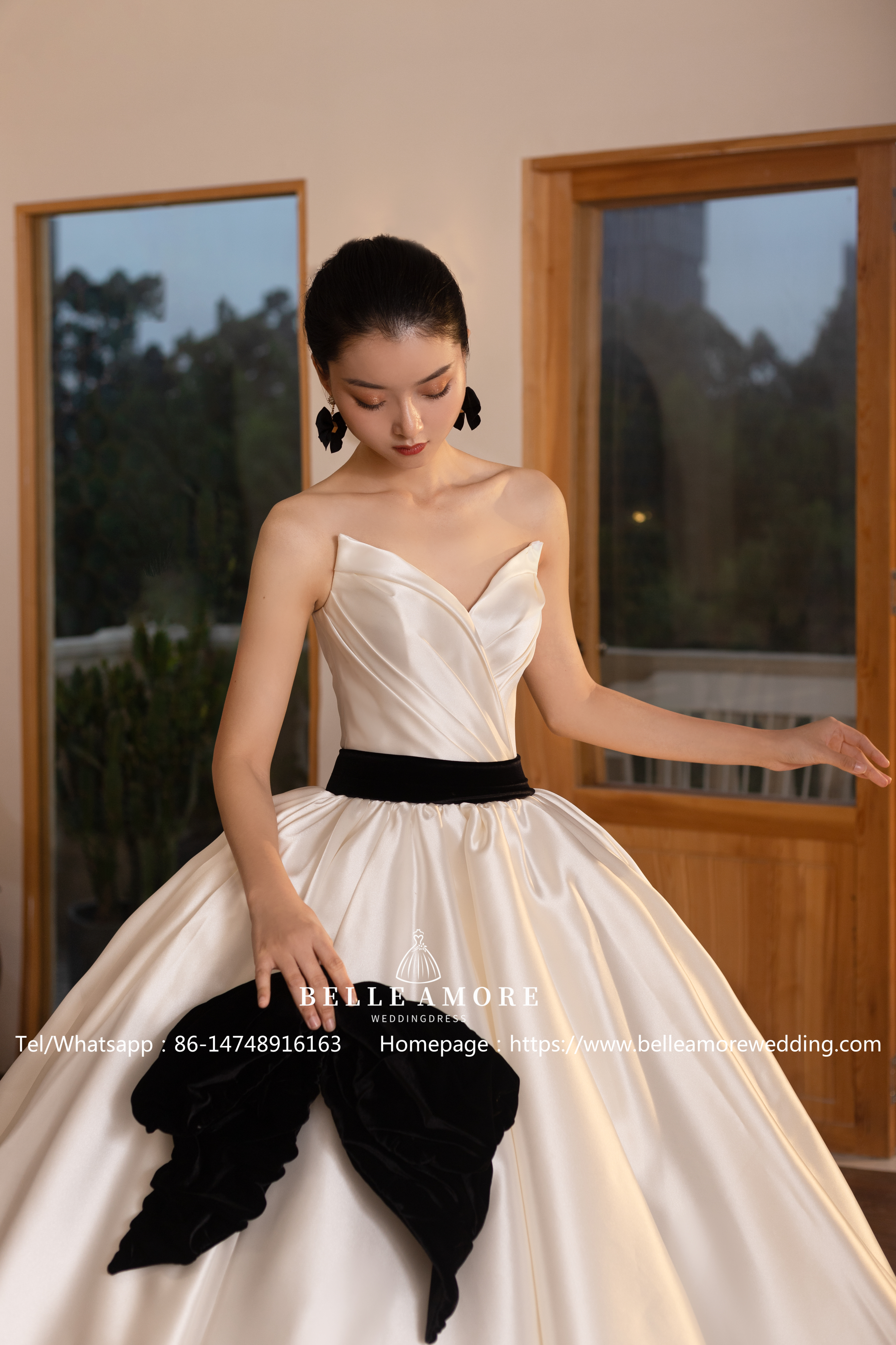 A Complete Guide to Wedding Dress Necklines and Wh - BelleAmore-Wedding Dress Manufacture A Complete Guide to Wedding Dress Necklines and Wh - BelleAmore-Wedding Dress Manufacture