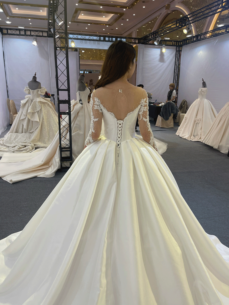 What is the Difference Between an A-Line and Merma - BelleAmore-Wedding  Dress Manufacture