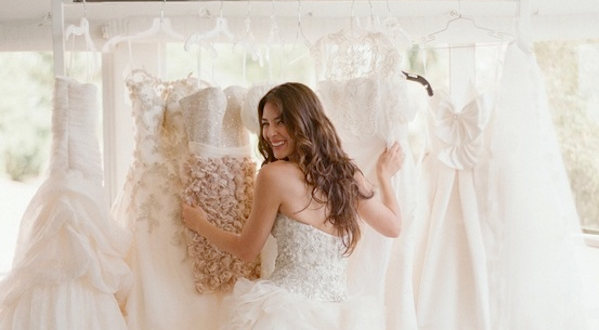  Wedding Dress Selection 
